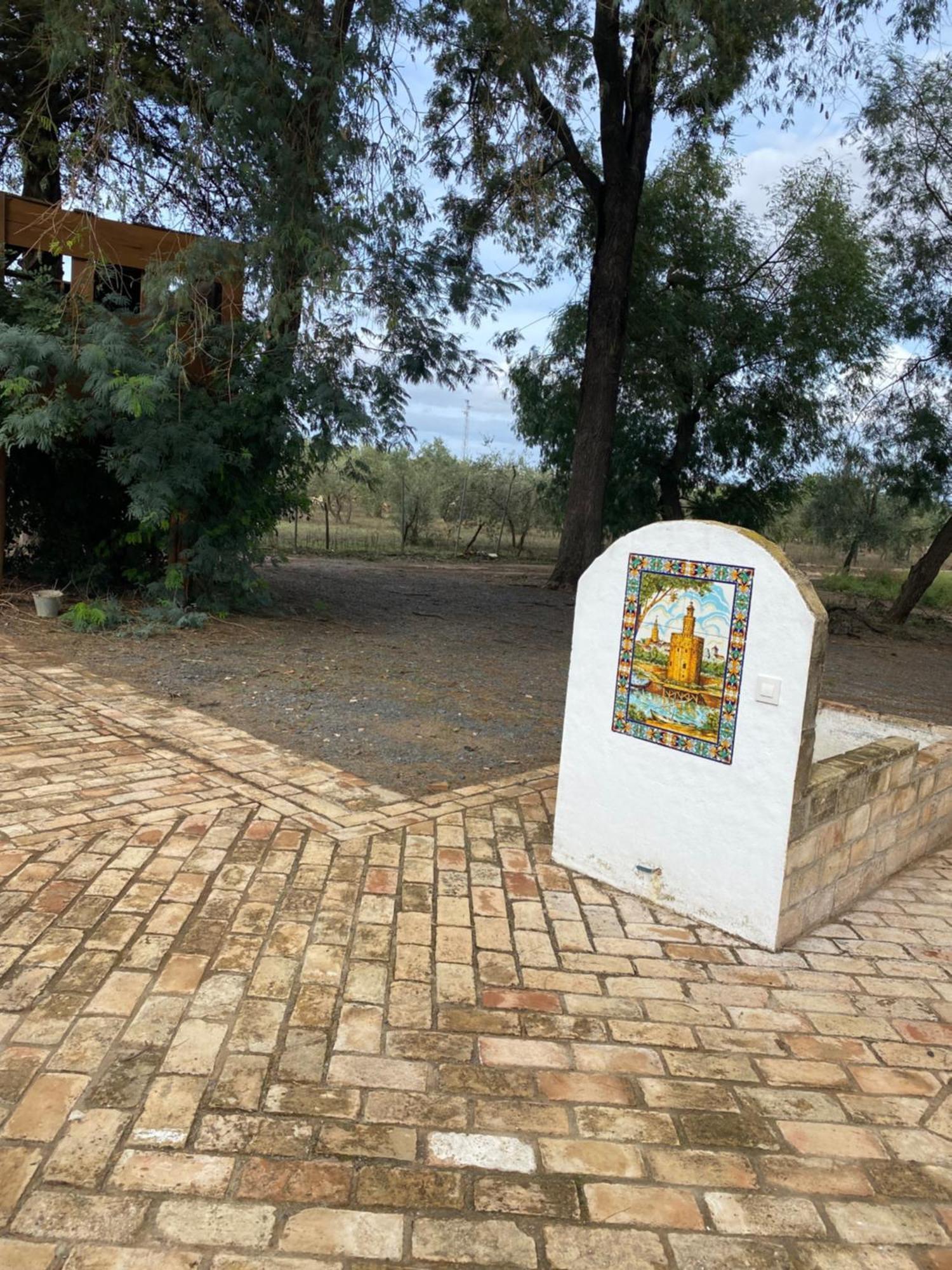 Casa Los Laureles Pilas Exteriér fotografie
